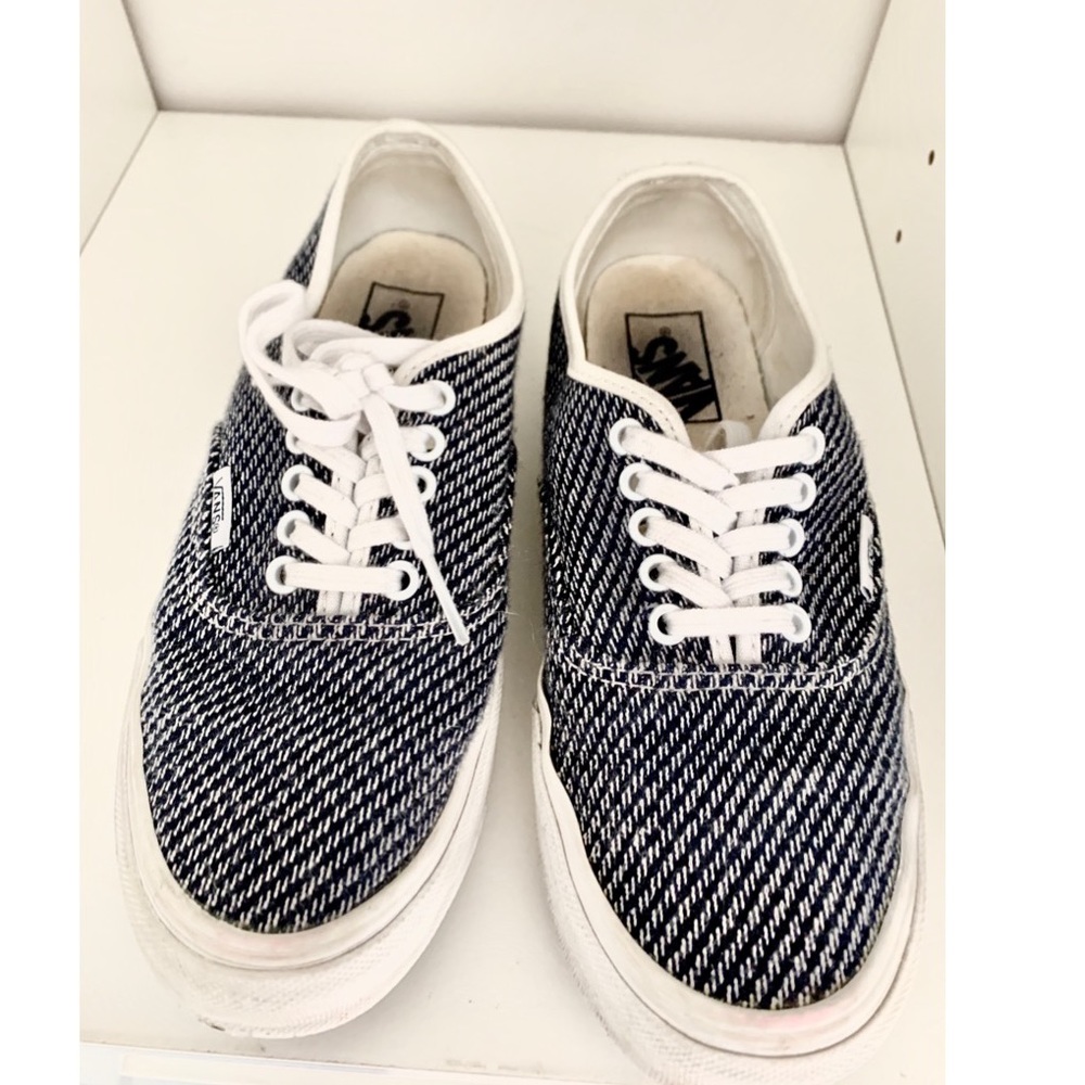 Vans!<3 - Picture 2 of 2